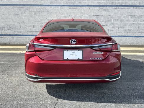 Used 2021 Lexus ES 300h w/ Premium Package image 6