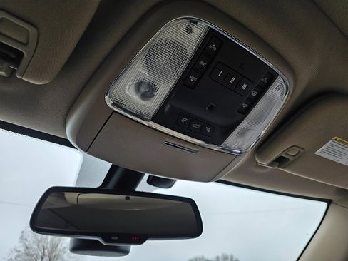 Used 2016 Jeep Grand Cherokee Limited w/ Luxury Group II image 69