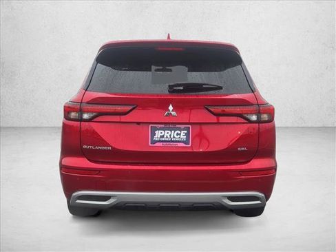 Used 2023 Mitsubishi Outlander SEL image 7