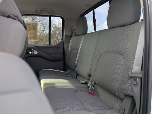 Used 2019 Nissan Frontier SV w/ Value Truck Package image 15