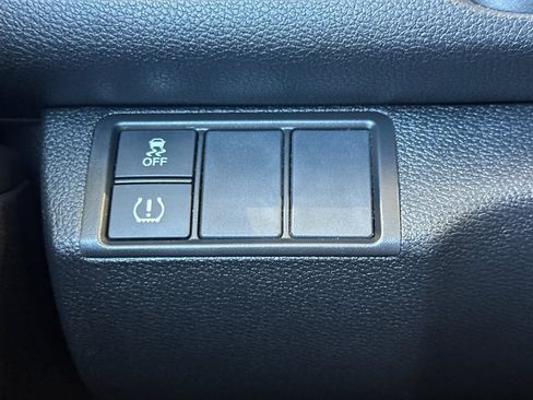 Used 2017 Honda Civic LX image 32