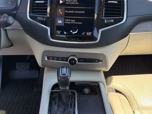 Used 2022 Volvo XC90 T6 Inscription w/ Advanced Package AWD/4WD image 12