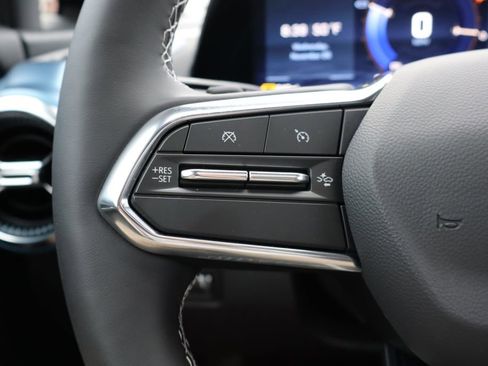 New 2026 Chevrolet Equinox EV LT AWD/4WD image 17
