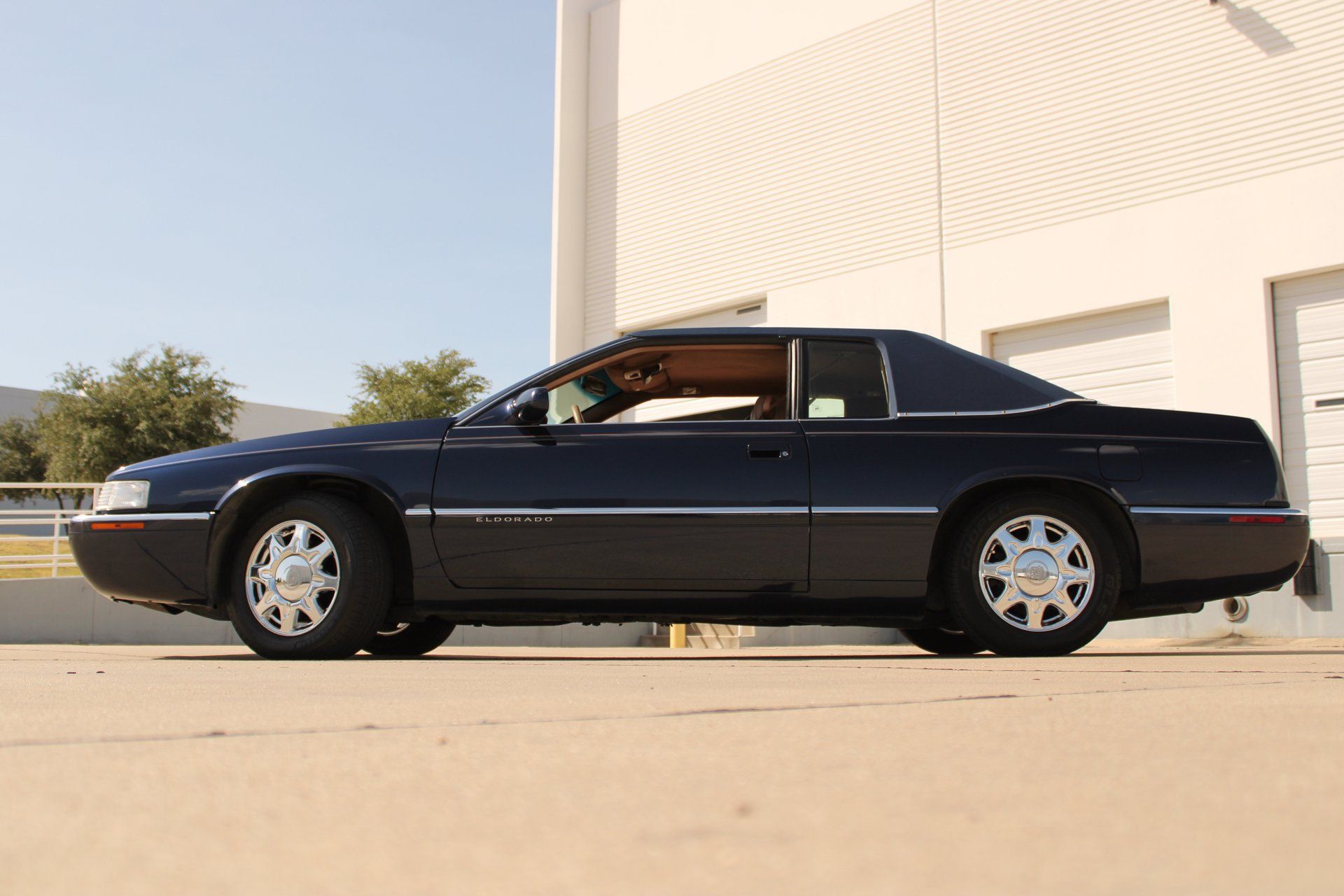 Used 1997 Cadillac Eldorado w/ Leather/Lumbar Pkg FWD image 7