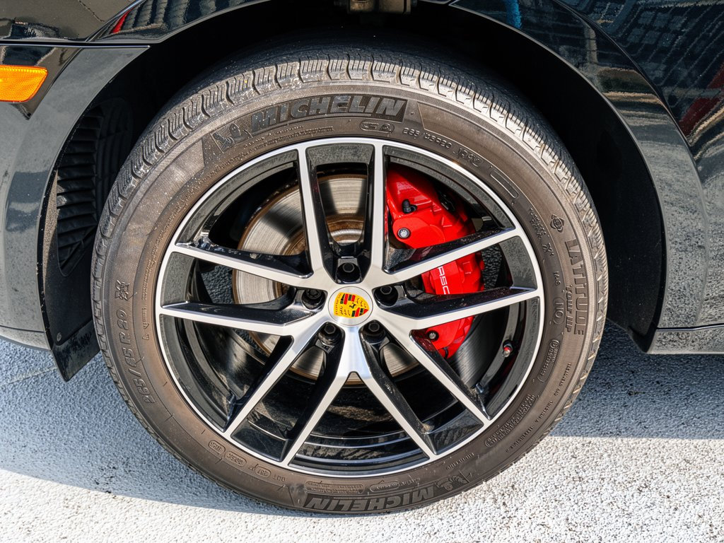 Certified 2023 Porsche Macan S AWD/4WD image 13