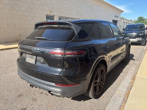 Used 2019 Porsche Cayenne AWD/4WD image 4