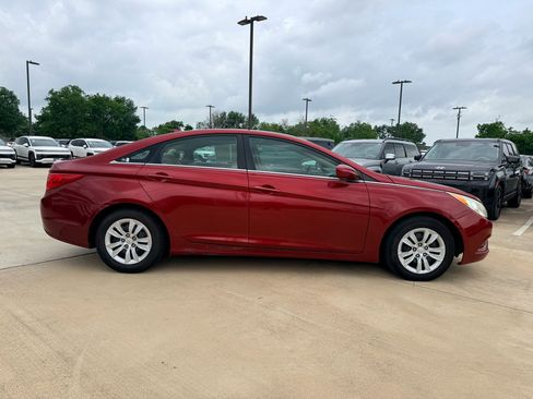 Used 2012 Hyundai Sonata GLS FWD image 4