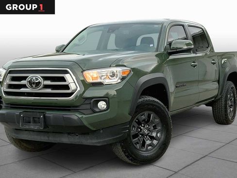 Used 2021 Toyota Tacoma SR image 1