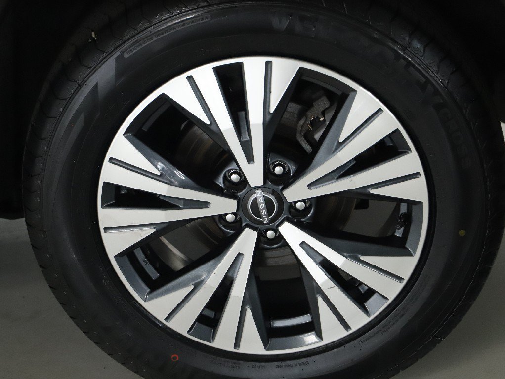 Certified 2023 Nissan Rogue SV AWD/4WD image 39