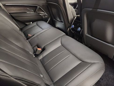 New 2025 Land Rover Range Rover SE AWD/4WD image 30