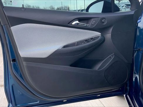 Used 2019 Chevrolet Cruze LT image 18