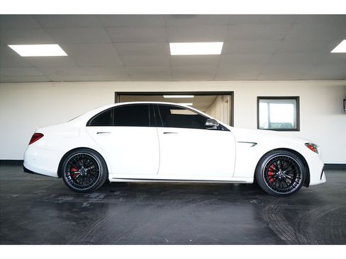 Used 2018 Mercedes-Benz E 63 AMG S w/ AMG Advanced Lighting Package image 8