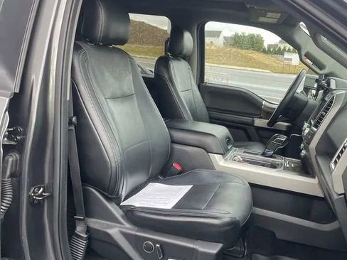 Used 2015 Ford F150 Lariat w/ Equipment Group 502A Luxury image 10