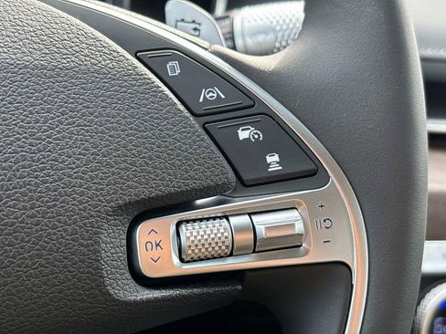 Used 2024 Genesis G80 AWD/4WD image 10