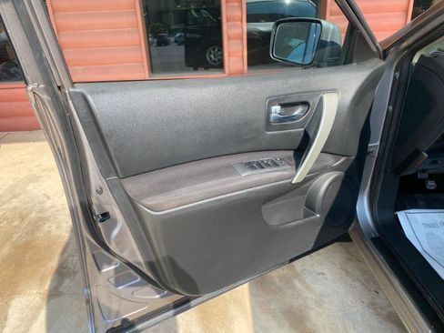 Used 2010 Nissan Rogue S w/ 360 Degree Value Pkg image 12