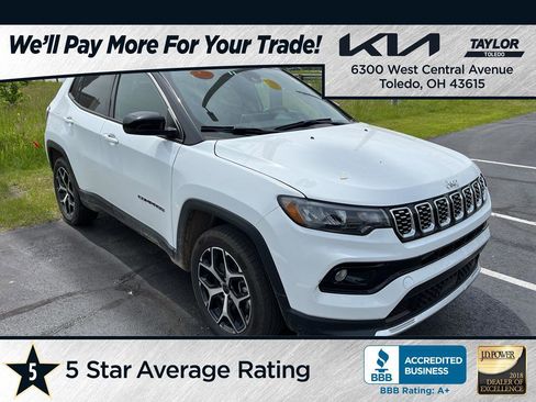 Used 2025 Jeep Compass Limited AWD/4WD image 1