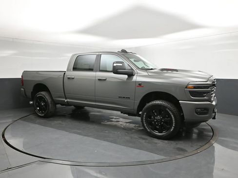 New 2026 RAM 2500 Laramie w/ Night Edition AWD/4WD image 17