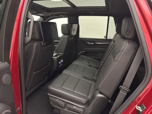 Used 2023 GMC Yukon Denali image 62
