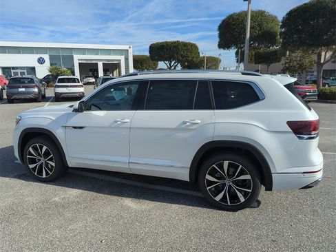 New 2026 Volkswagen Atlas SEL Premium R-Line image 10