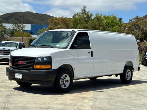 New 2026 GMC Savana 2500 Extended w/ Driver Convenience Package RWD image 4