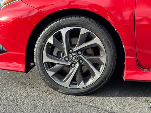 Certified 2018 Toyota Corolla iM image 6