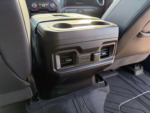 Used 2019 Chevrolet Silverado 1500 LT Trail Boss image 10