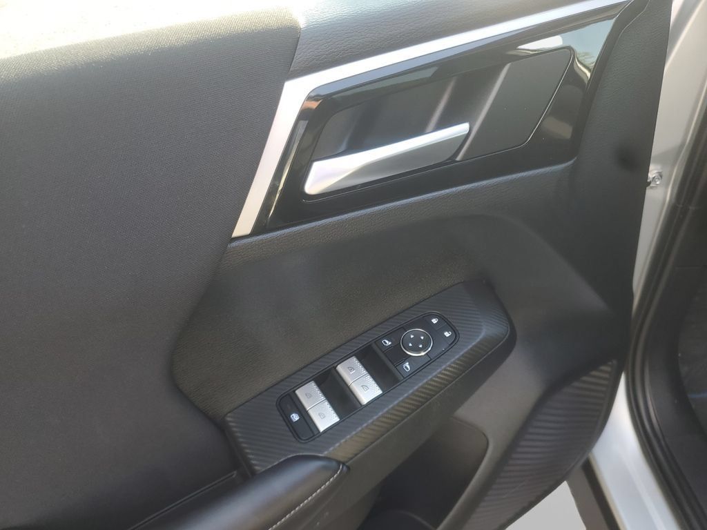 Used 2025 Mitsubishi Outlander ES AWD/4WD image 14