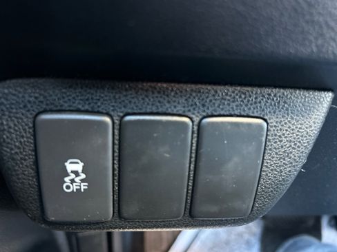 Used 2011 Honda Fit Sport image 21