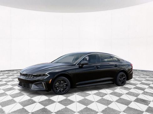 New 2026 Kia K5 LXS FWD image 3