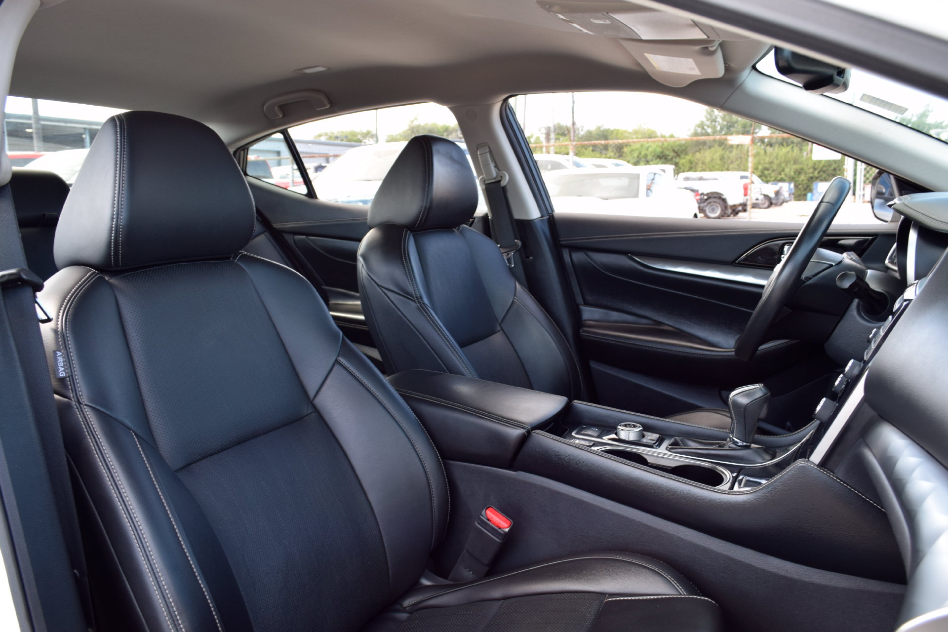 Used 2023 Nissan Maxima SV w/ Floor Mat Group FWD image 23