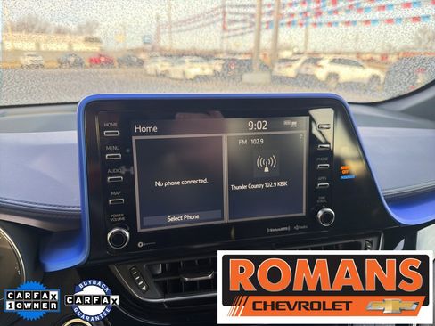 Used 2020 Toyota C-HR XLE image 14