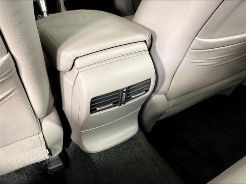 Used 2012 Honda Accord EX-L image 10
