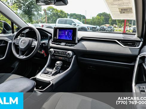 Used 2024 Toyota RAV4 LE AWD/4WD image 30