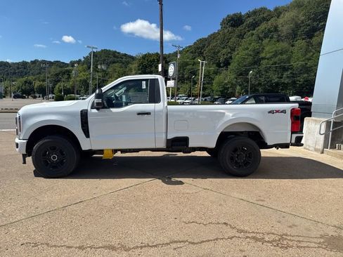 New 2025 Ford F350 XL w/ STX Appearance Package AWD/4WD image 4