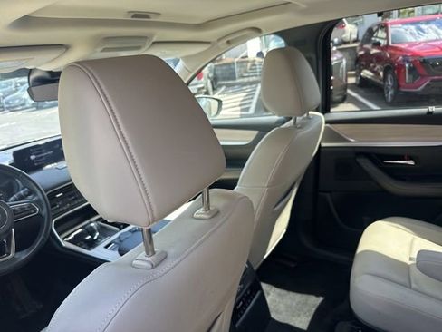 Used 2024 MAZDA CX-90 3.3 Turbo w/ Preferred Plus image 11