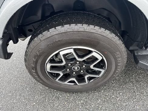 Used 2023 Ford Bronco Outer Banks AWD/4WD image 30