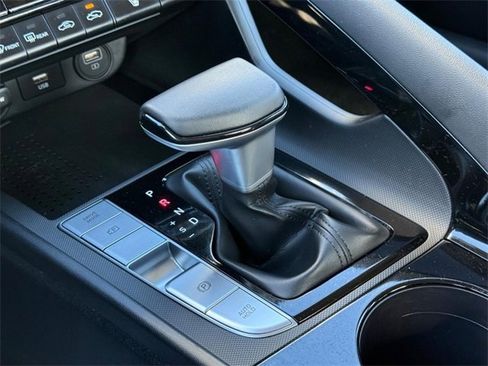 Used 2023 Hyundai Elantra SEL w/ Convenience Package image 19