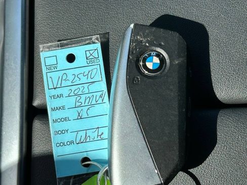 Used 2025 BMW X5 xDrive40i AWD/4WD image 60