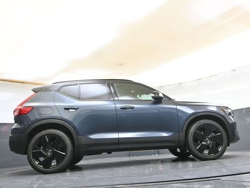 New 2026 Volvo XC40 B5 Ultra w/ Climate Package image 39