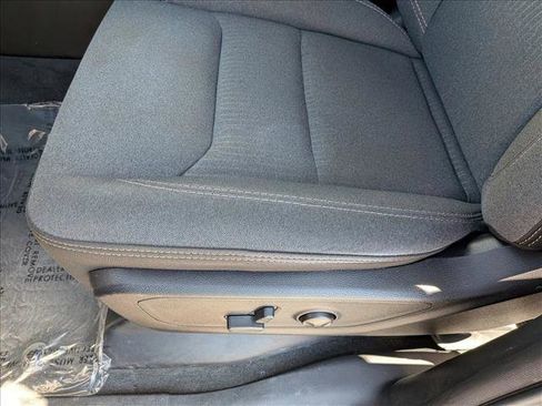 Certified 2022 RAM 1500 Big Horn AWD/4WD image 10