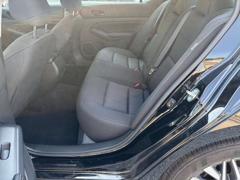 Used 2026 Nissan Altima 2.5 SV FWD image 25