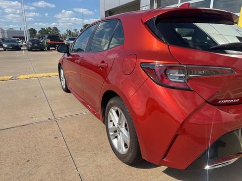 Used 2019 Toyota Corolla SE FWD image 6