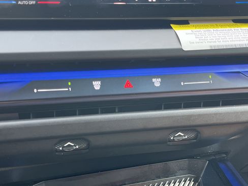 Used 2025 BMW X3 xDrive30i w/ Premium Package image 5