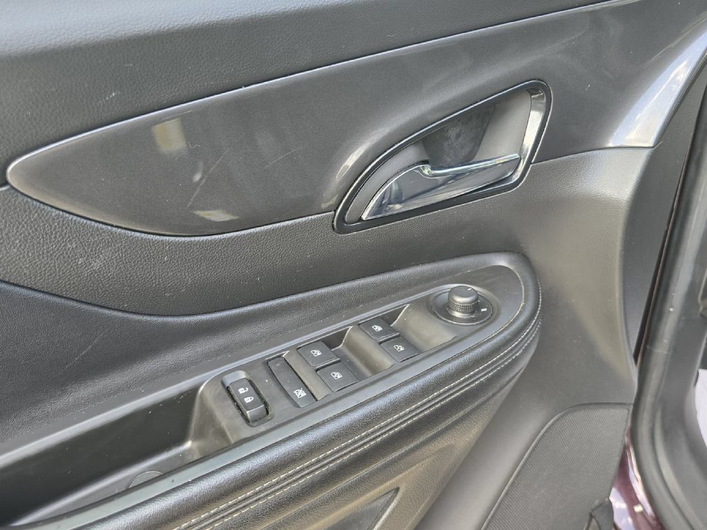Used 2018 Buick Encore Preferred FWD image 28
