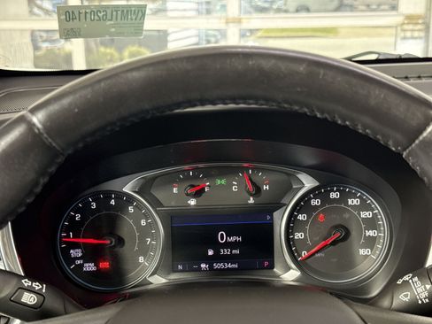Used 2020 Chevrolet Equinox Premier AWD/4WD image 18