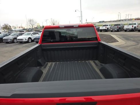 Used 2023 Chevrolet Silverado 1500 Custom image 34