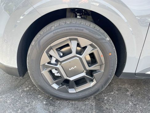 New 2026 Kia Carnival SX image 37