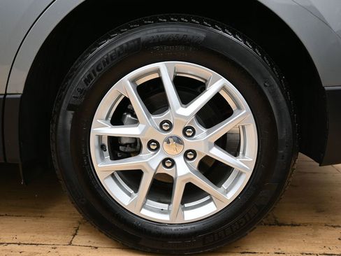 Used 2024 Chevrolet Equinox LS image 10