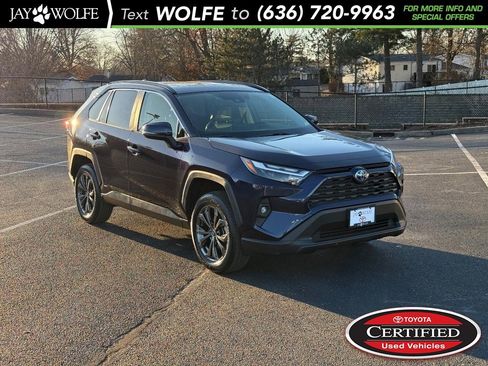 Certified 2023 Toyota RAV4 XLE Premium image 1