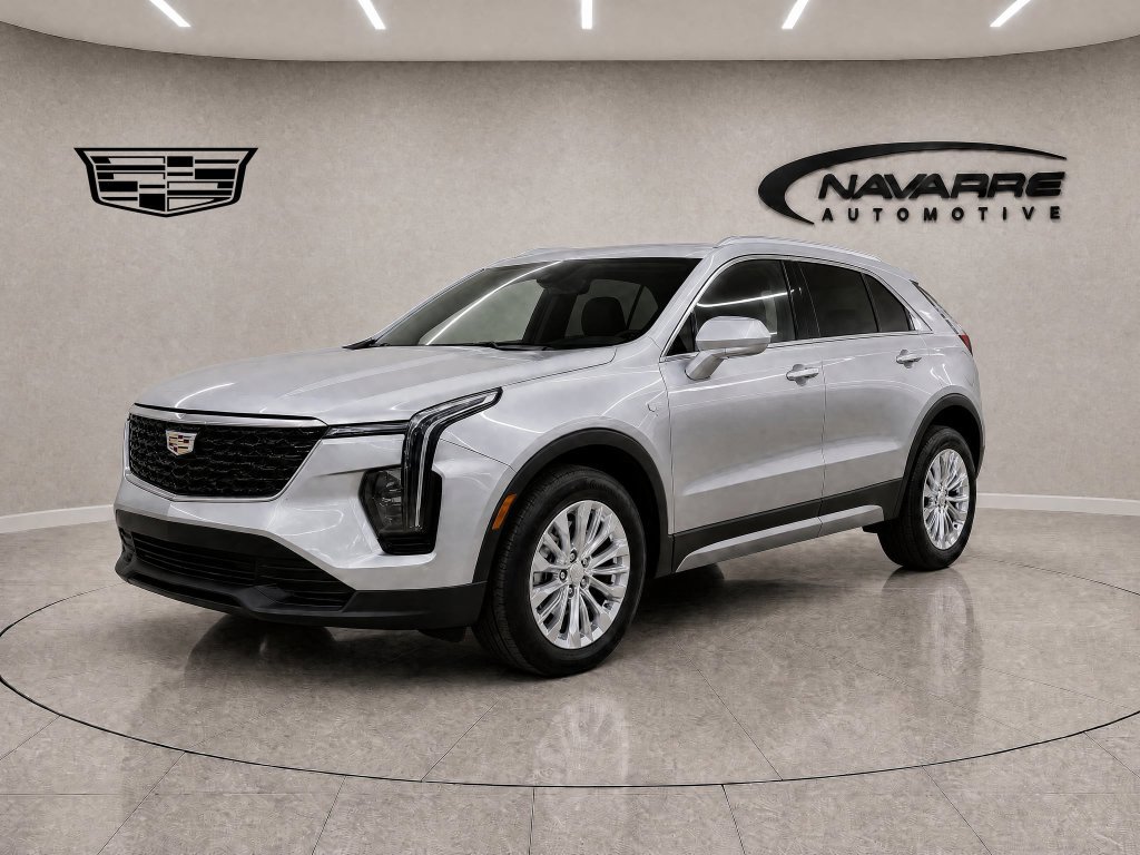 Used 2024 Cadillac XT4 Luxury w/ Cold Weather Package FWD image 1